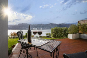 Sanctuary At The Bay - Diamond Harbour Retreat